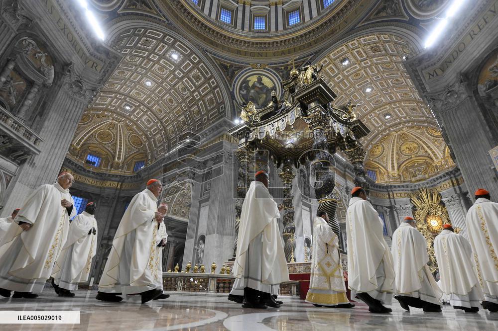Pope Leo XIV Leads Mass During The Extraordinary Consistory - Vatican