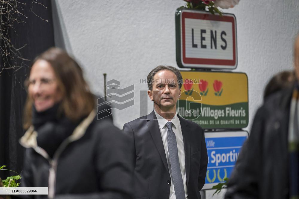 Outgoing Mayor Sylvain Robert - Lens