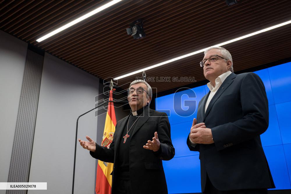 Government and Church Sign Agreement for Reparations - Madrid