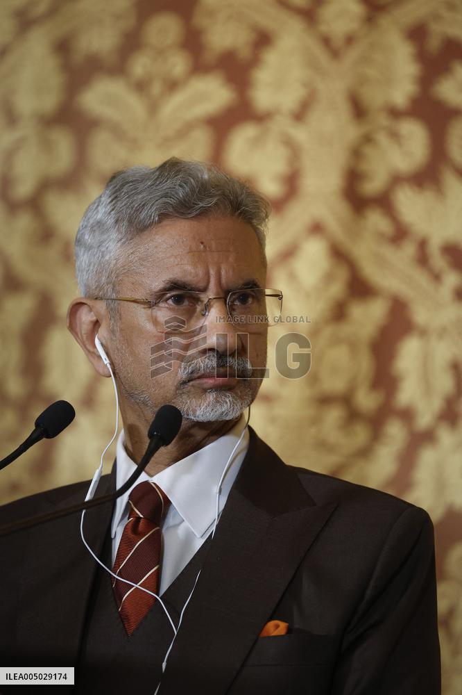 Weimar Triangle and Indian Foreign Ministers Meet in Paris