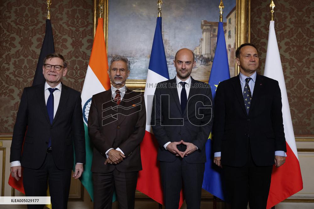 Weimar Triangle and Indian Foreign Ministers Meet in Paris