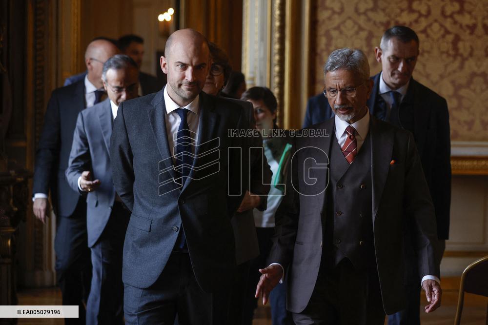 Weimar Triangle and Indian Foreign Ministers Meet in Paris