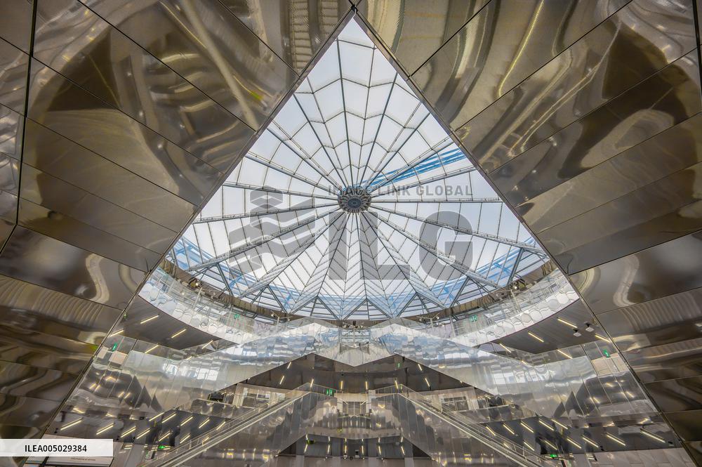 Illustration - Villejuif Gustave Roussy Metro Station