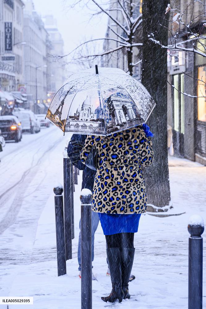 Illustration - Paris Under the Snow - Paris