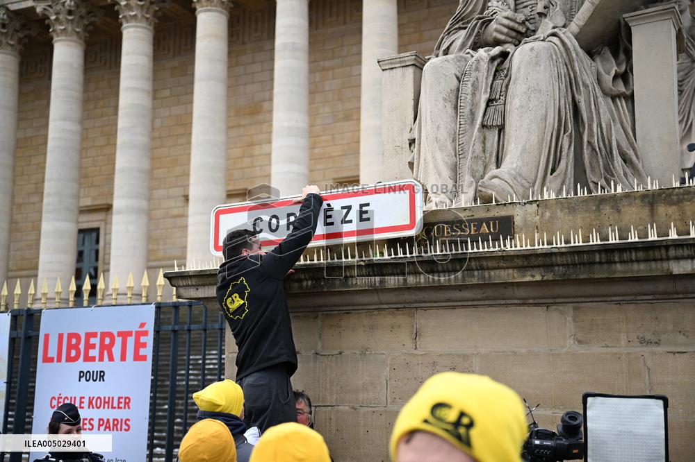 Farmers Protest In Front Of The National Assembly - Paris