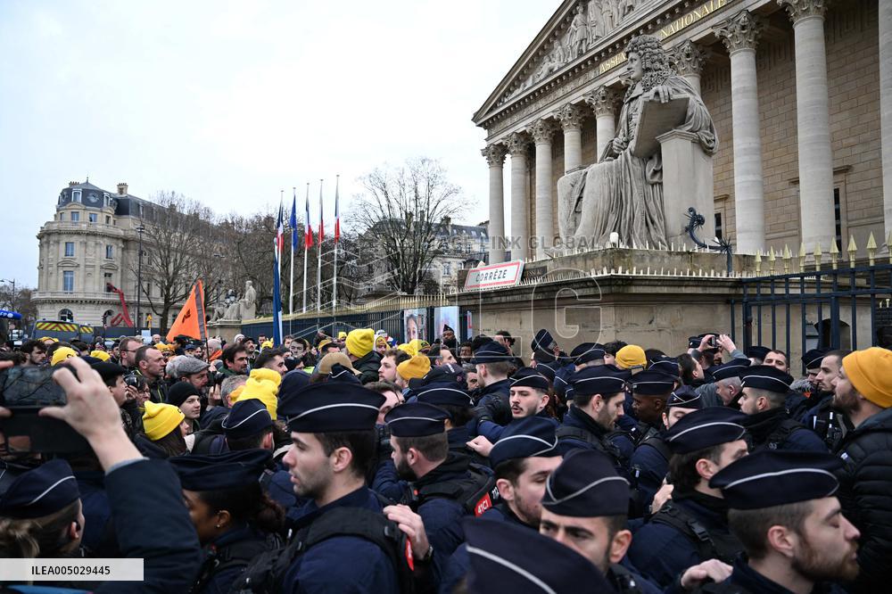 Farmers Protest In Front Of The National Assembly - Paris