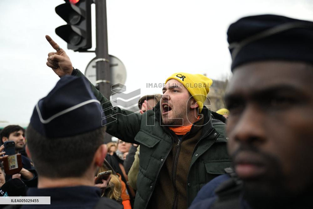Farmers Protest In Front Of The National Assembly - Paris