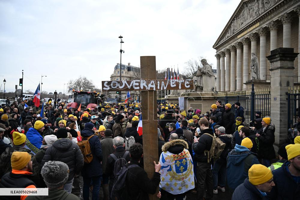 Farmers Protest In Front Of The National Assembly - Paris