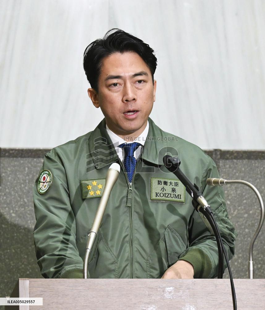 Japan defense minister meets Okinawa gov.