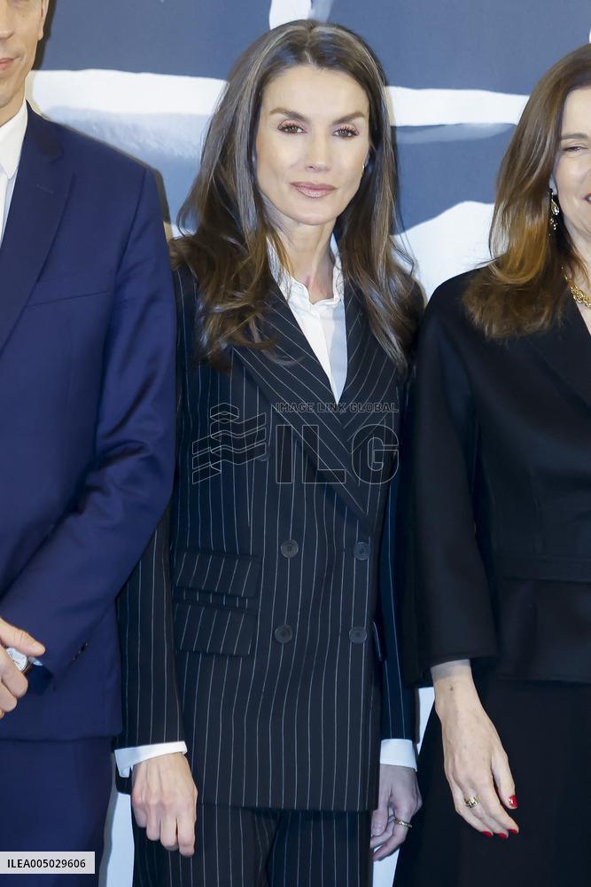 Queen Letizia Presides Over International Journalism Awards - Madrid