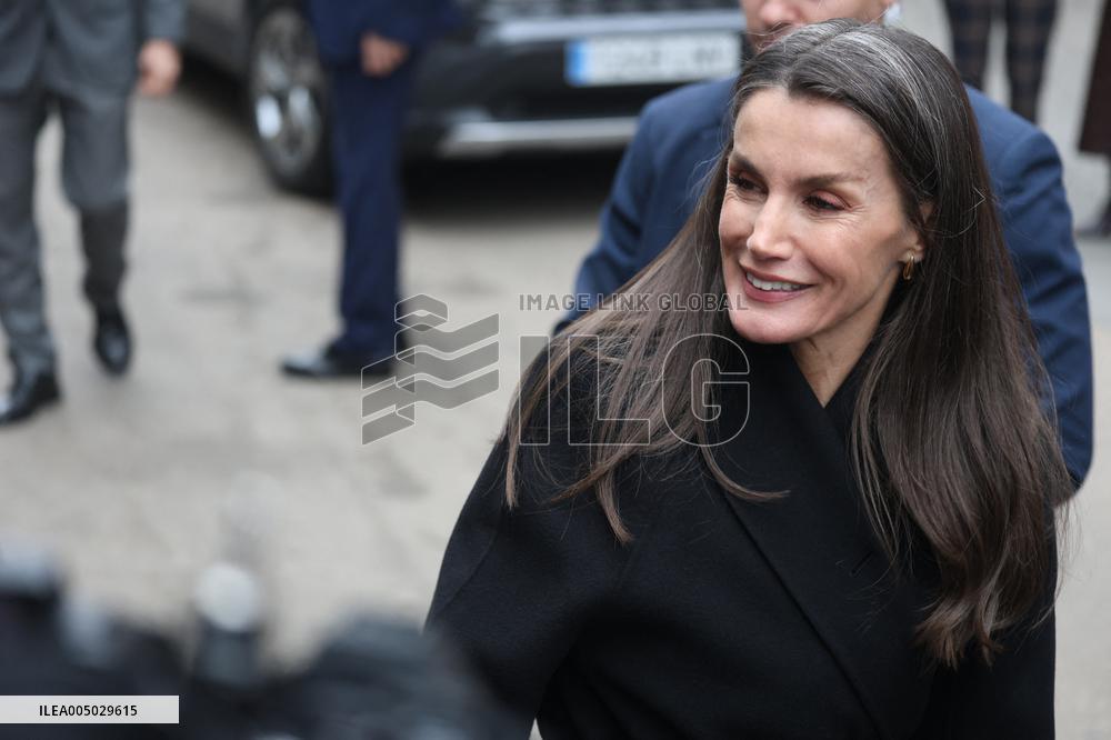 Queen Letizia Presides Over International Journalism Awards - Madrid