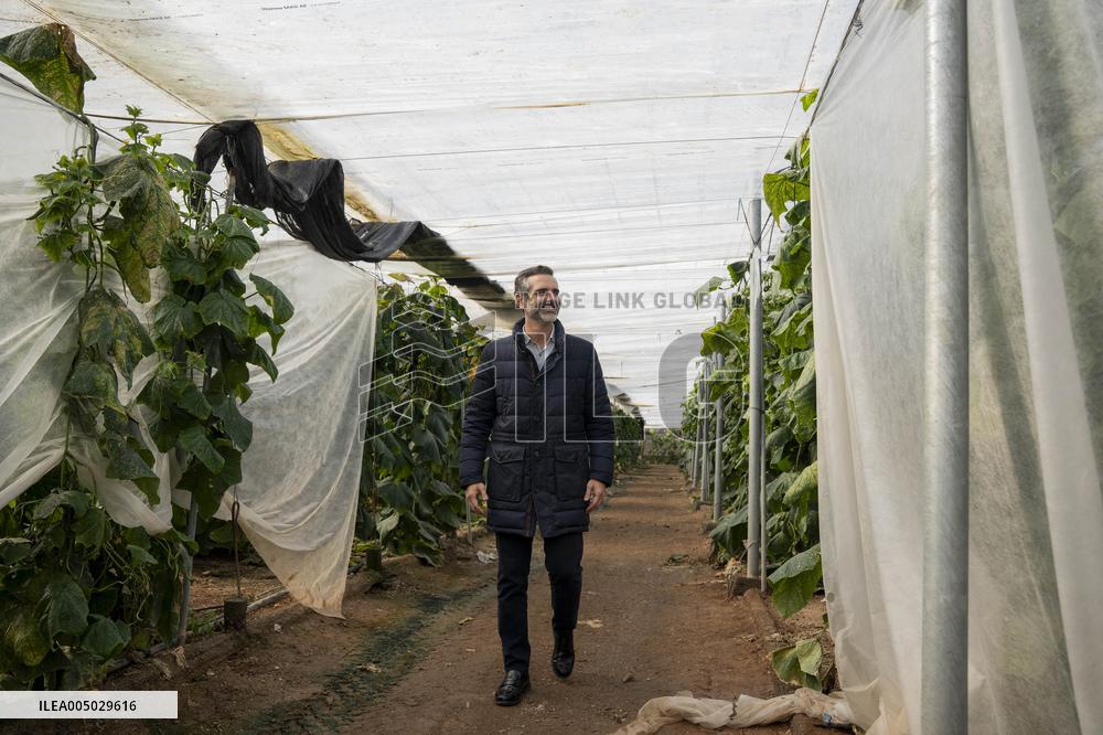 Pacheco Visits Farm Affected By 2024 DANA - Spain