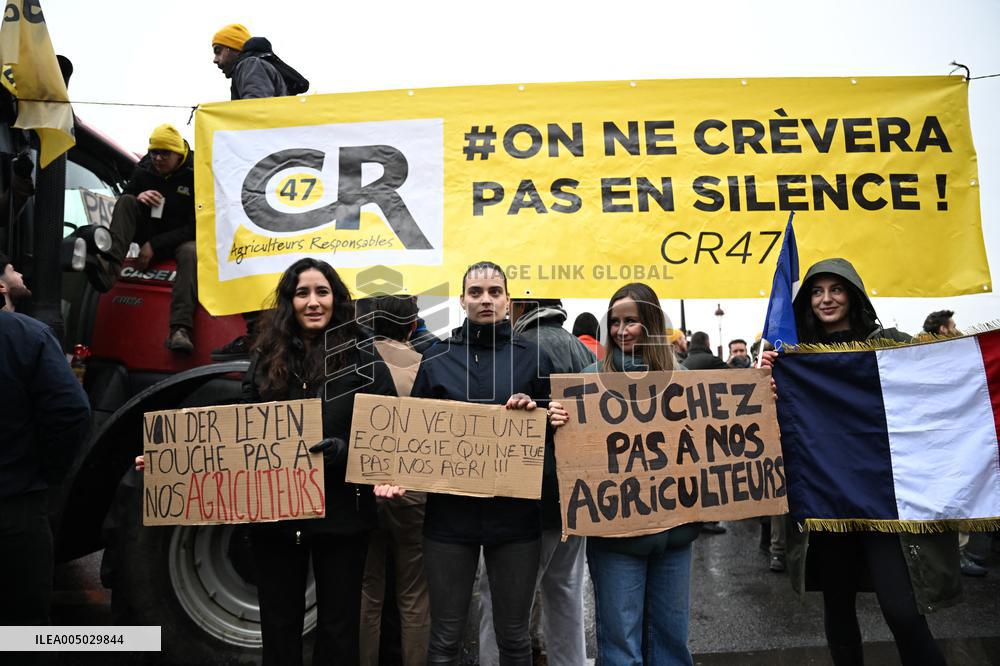 Farmers Protest In Front Of The National Assembly - Paris