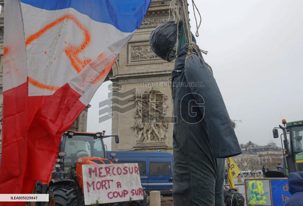 Farmers' Demonstration in Front of Arc De Triomphe - Paris