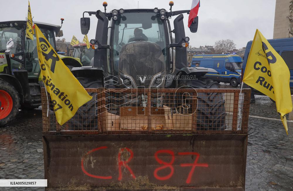 Farmers' Demonstration in Front of Arc De Triomphe - Paris