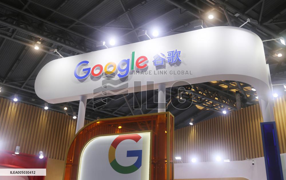 Google Market Value Exceeds Apple's