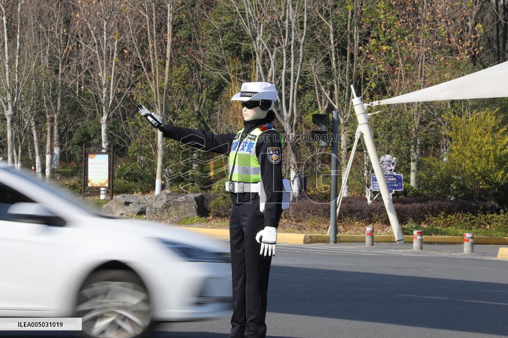 First AI Traffic Police Robot in Anhui
