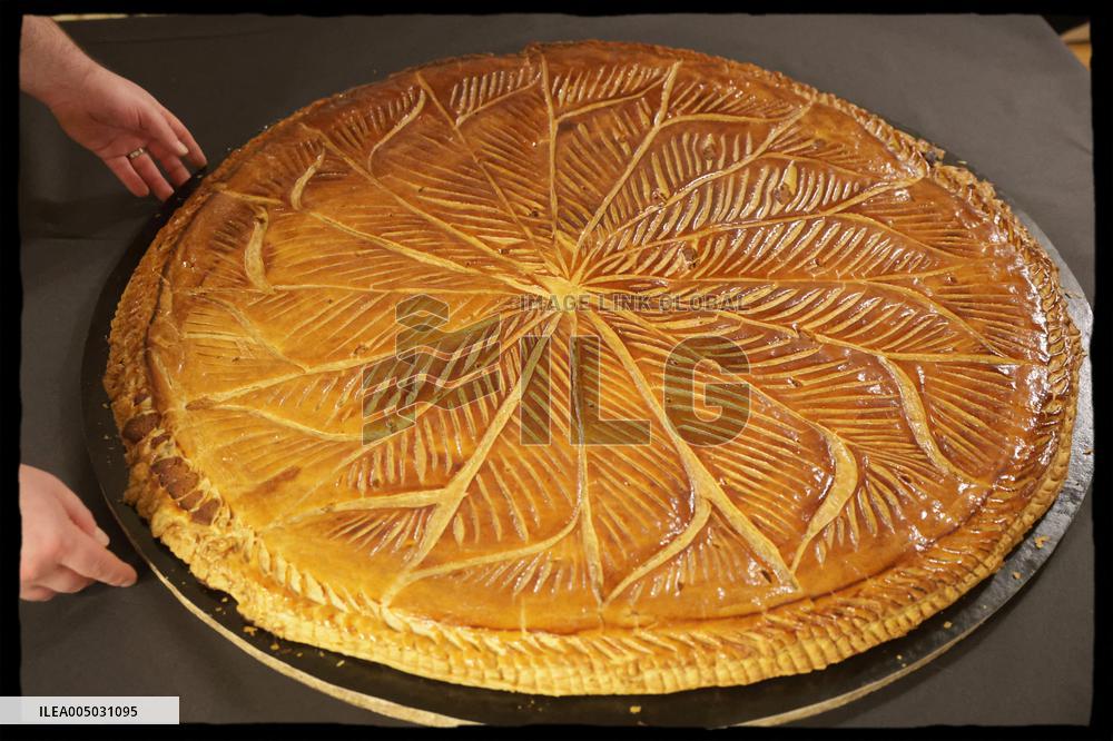 Rachida Dati At Epiphany Event - Paris