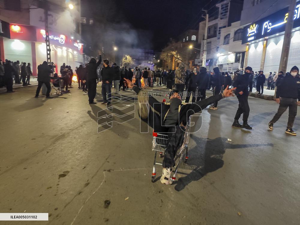 Protests in Iran January 8