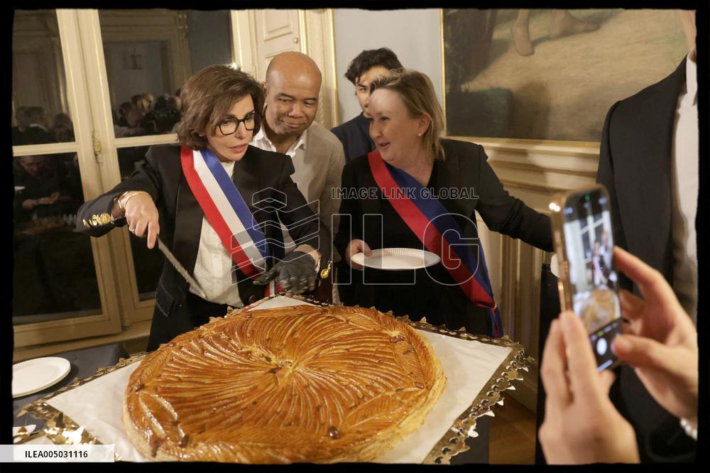 Rachida Dati At Epiphany Event - Paris