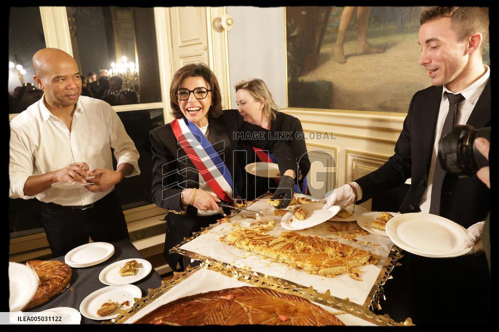 Rachida Dati At Epiphany Event - Paris