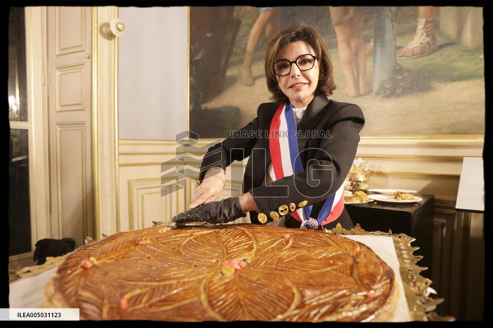 Rachida Dati At Epiphany Event - Paris