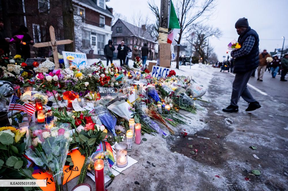 Memorial After Fatal Shooting - Minneapolis