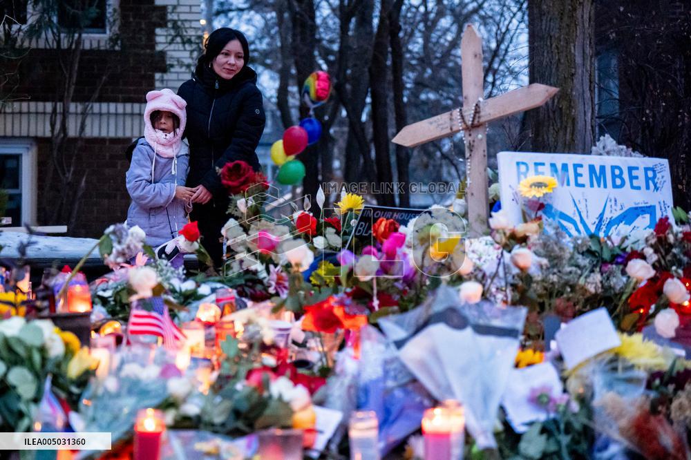 Memorial After Fatal Shooting - Minneapolis