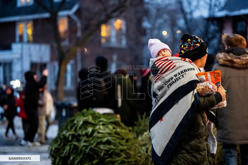 Memorial After Fatal Shooting - Minneapolis