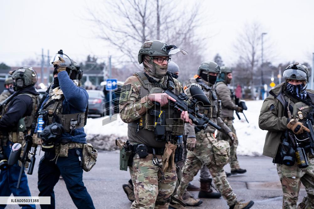 Federal Agents Clash With Protesters - Minneapolis