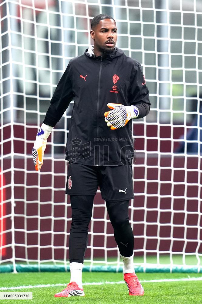 AC Milan v Genoa - Serie A