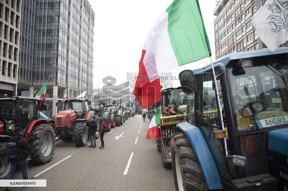 Milan, Piazza Duca D'Aosta, Demonstration to Say No to Approval of the Mercosur Treaty