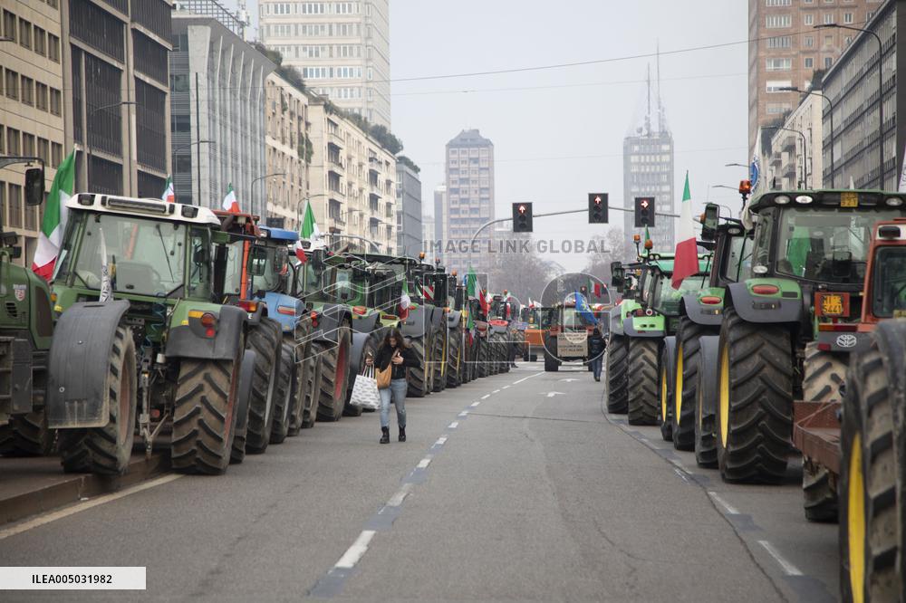 Milan, Piazza Duca D'Aosta, Demonstration to Say No to Approval of the Mercosur Treaty