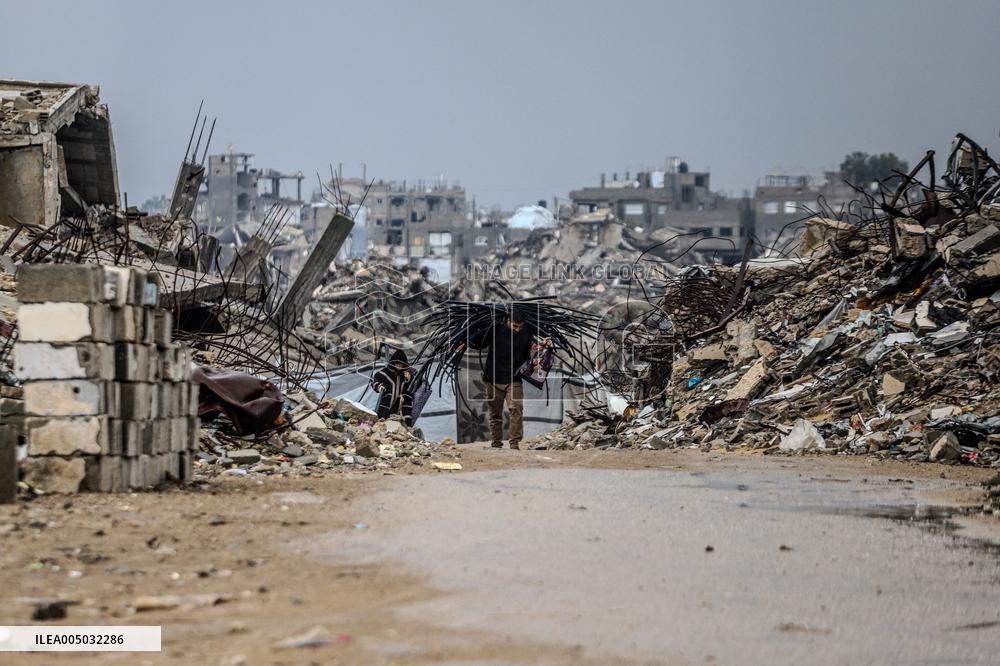 Winter Hits Northern Gaza Amid Humanitarian Crisis - Jabalia