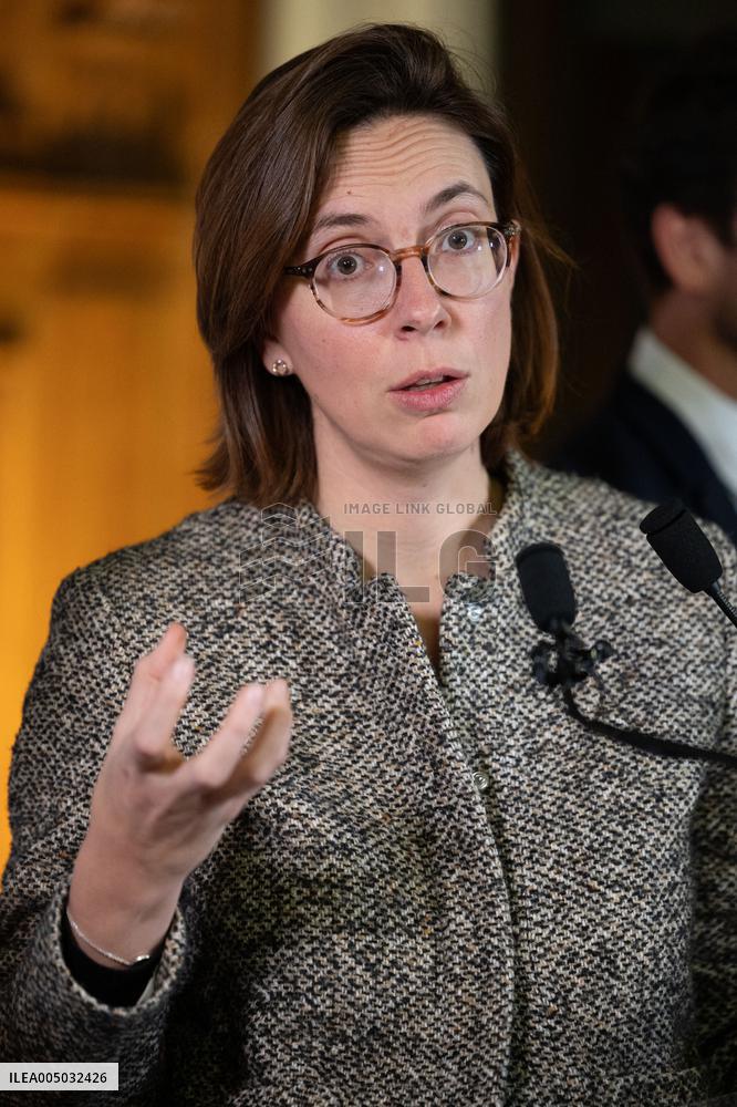 Press Conference at the Agricultural Ministry - Paris