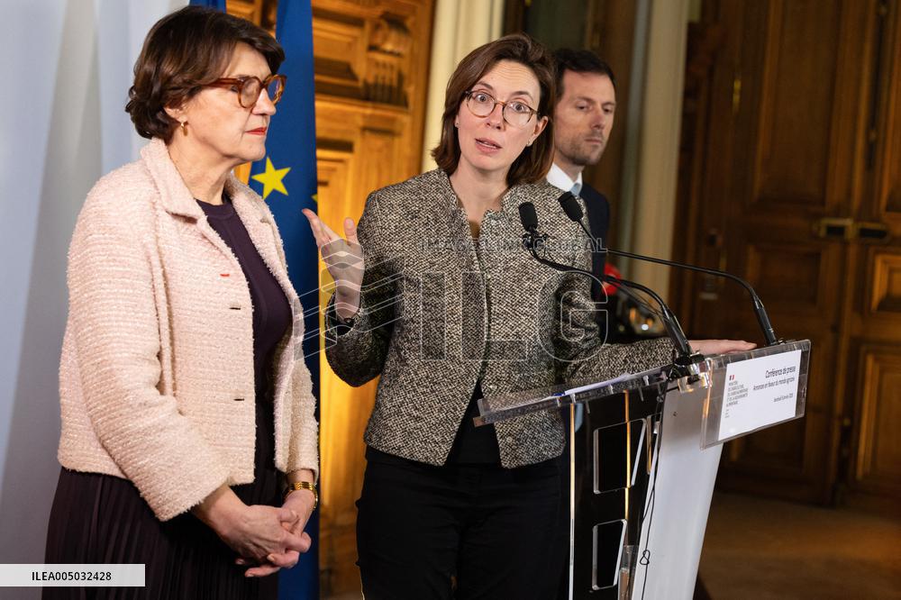 Press Conference at the Agricultural Ministry - Paris