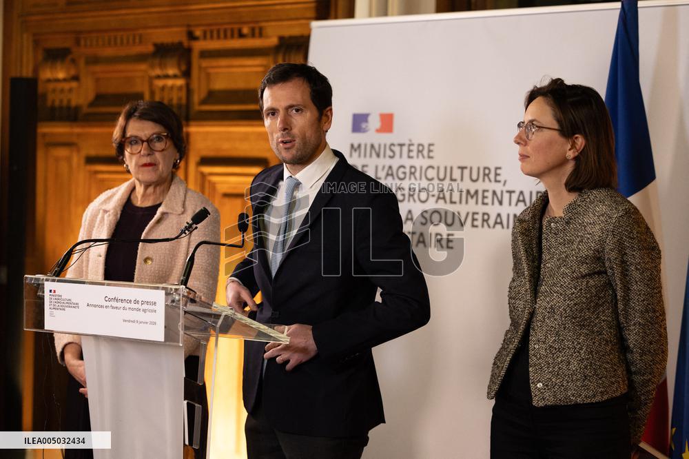Press Conference at the Agricultural Ministry - Paris