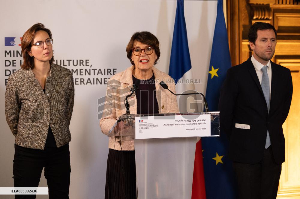 Press Conference at the Agricultural Ministry - Paris