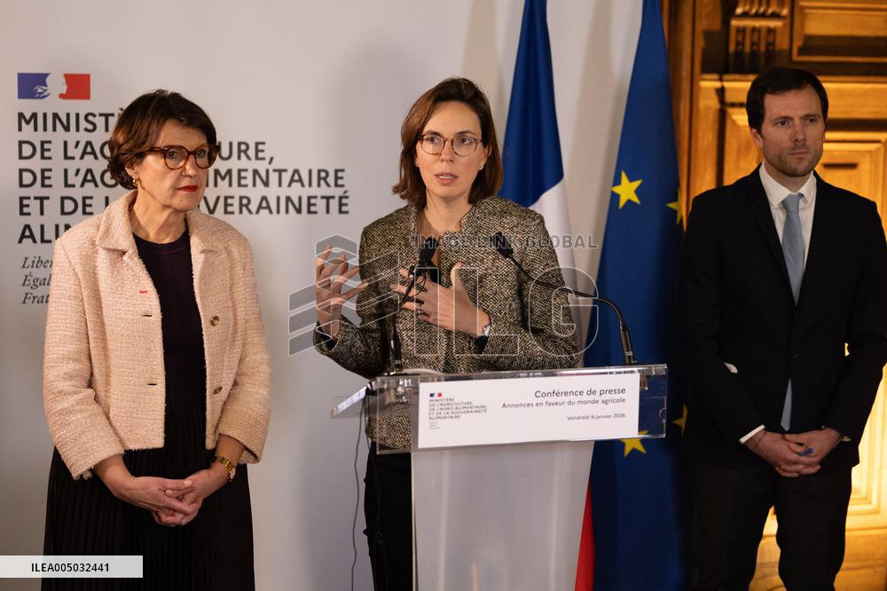 Press Conference at the Agricultural Ministry - Paris