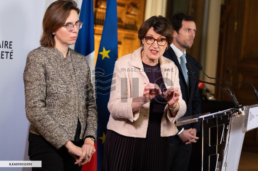 Press Conference at the Agricultural Ministry - Paris