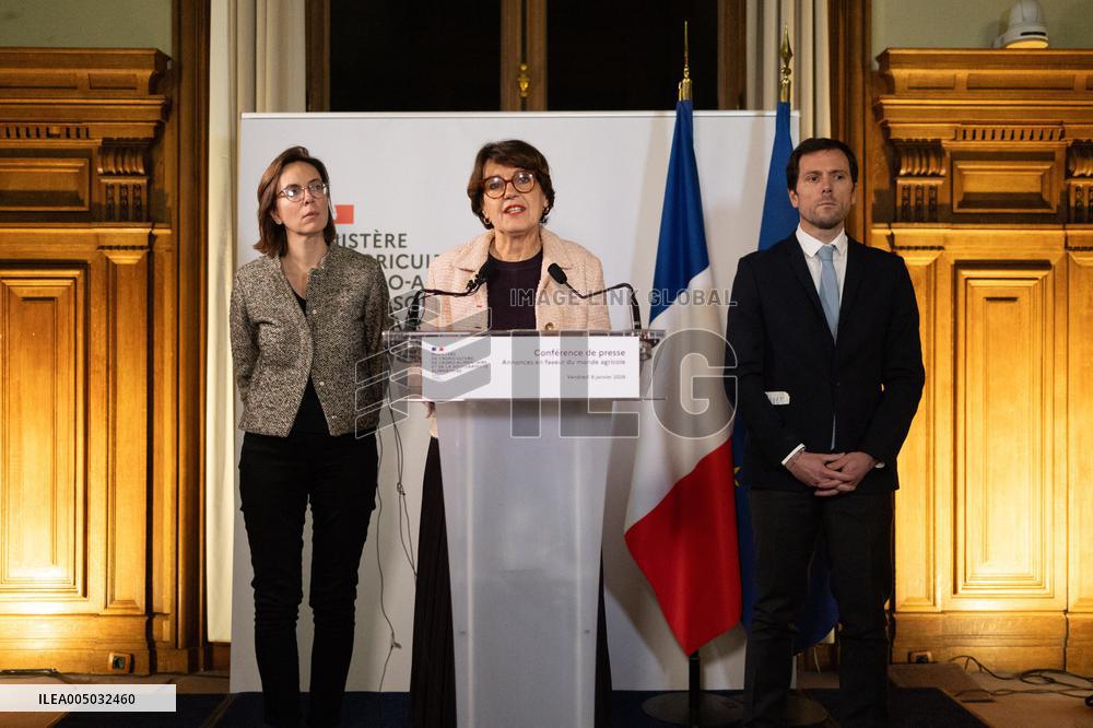 Press Conference at the Agricultural Ministry - Paris