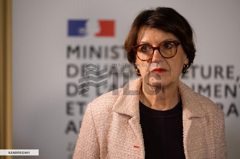 Press Conference at the Agricultural Ministry - Paris