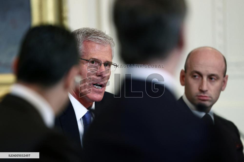 US President Donald Trump mets with oil executives in the East Room