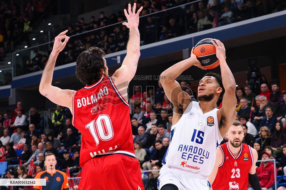 BASKET - Euroleague - EA7 Emporio Armani Milano vs Anadolu Efes