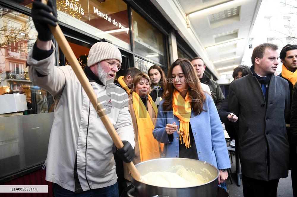 Sarah Knafo At Passy Market - Paris