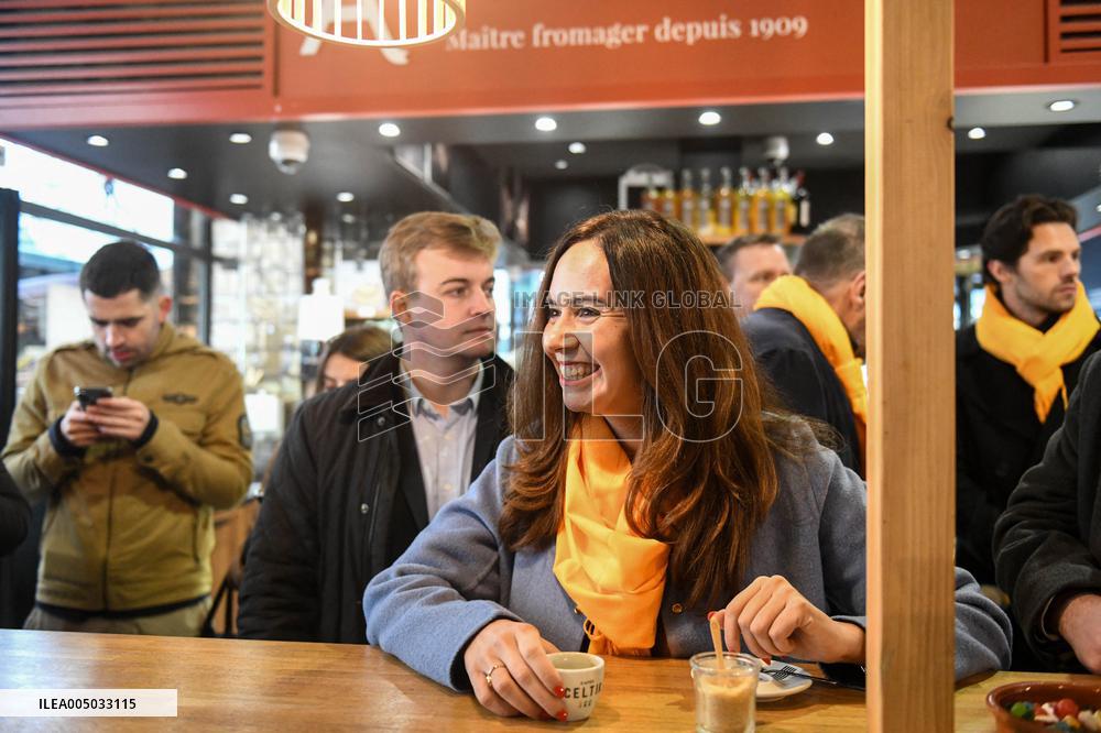 Sarah Knafo At Passy Market - Paris