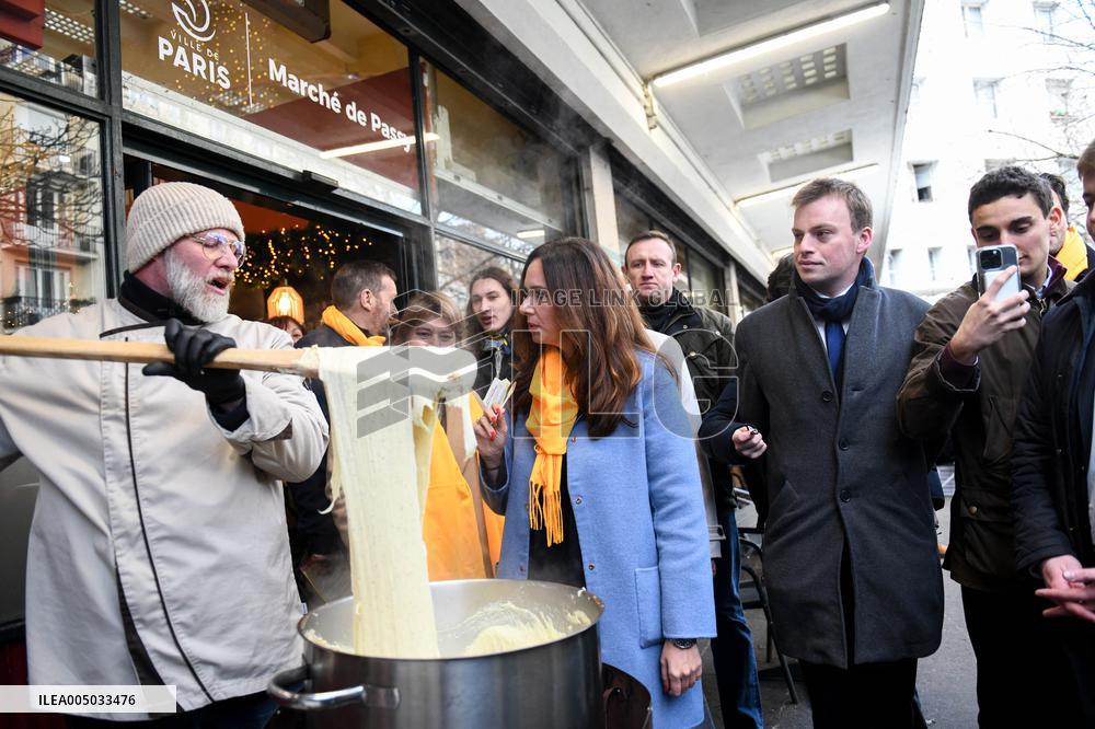 Sarah Knafo At Passy Market - Paris