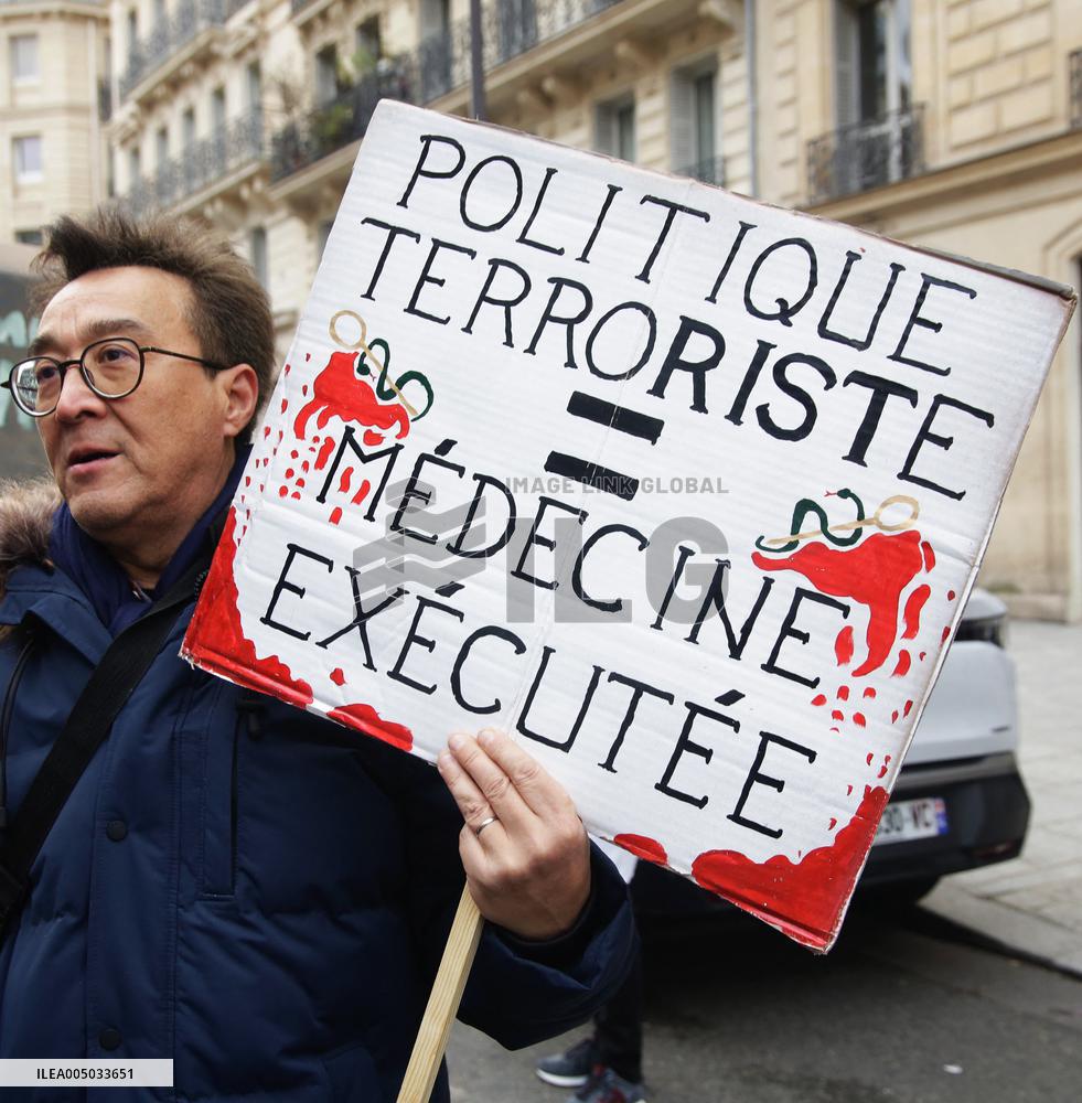 Doctors Protest - Paris