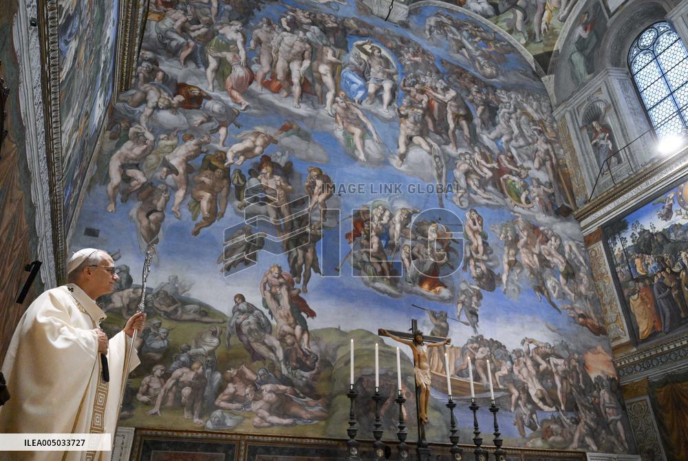 Pope Leo XIV baptizes 20 children In the Sistine Chapel - Vatican
