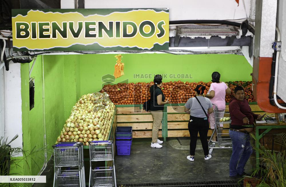 Daily Life - Caracas